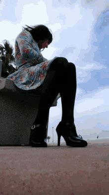 upskirt gifs|Pure upskirt